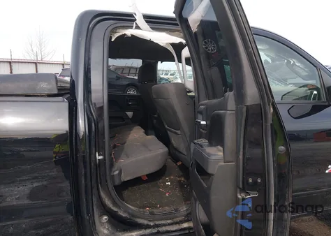 2017 Chevrolet Silverado 1500 2Lt z USA, uszkodzony, nr VIN 1GCVKREC0HZ126308